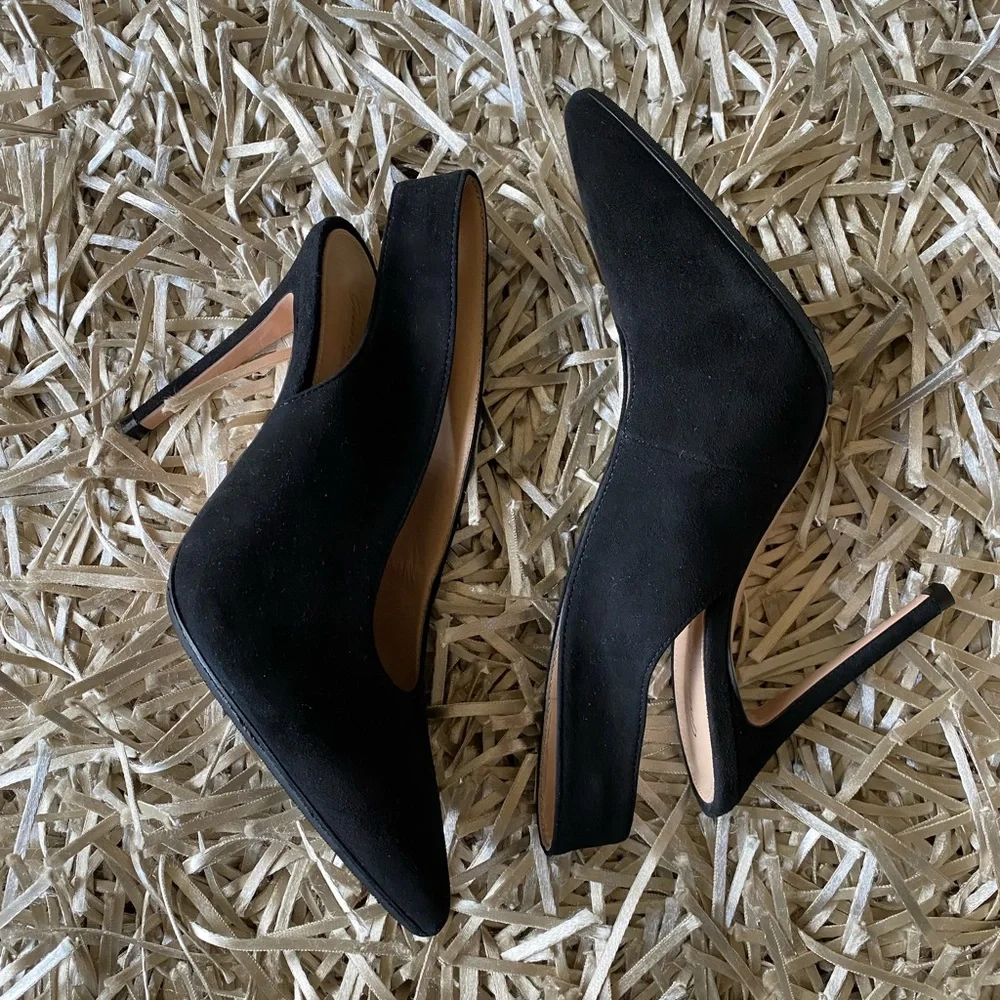Gianvito Rossi Delta Pumps - Picture 3 of 14